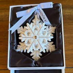 Pandora Elegant White Snowflake Ornament